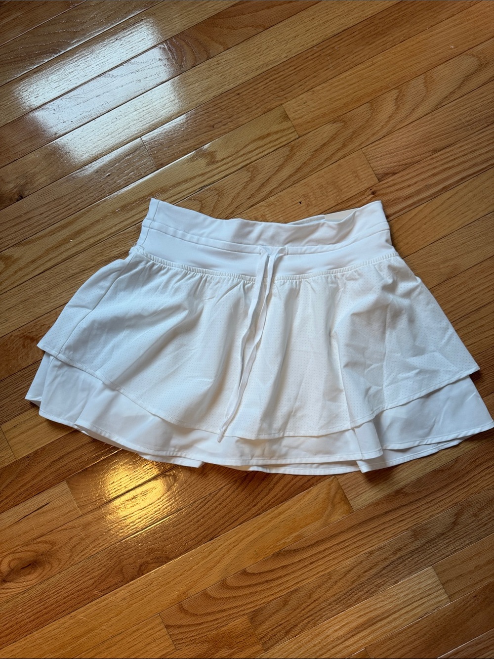 DSG White Women's Athletic Skort with Layered Ruffle